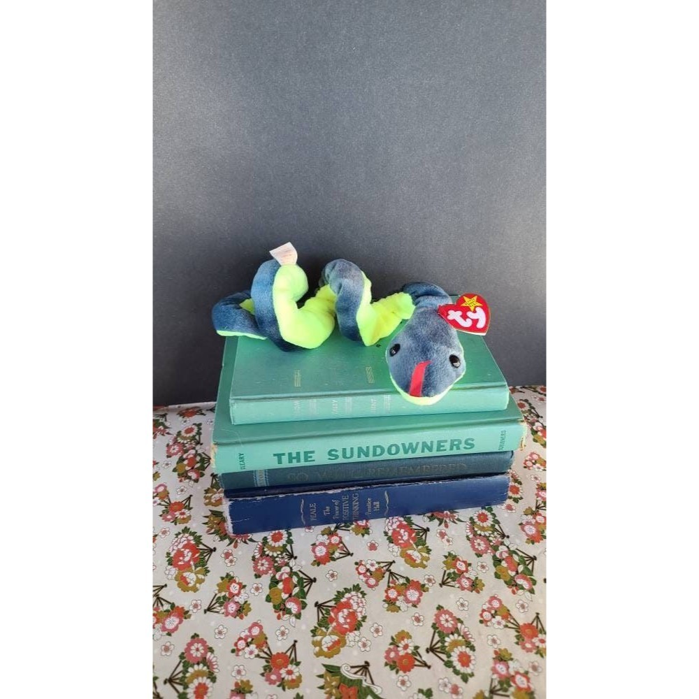 TY Hissy the Snake Beanie Baby